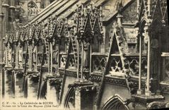 VINTAGE POSTCARD Rouen the Cathedral of statues On the Court of the Masons