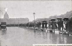 VINTAGE POSTCARD Paris Floods January 1910 Esplanade of the Invalids