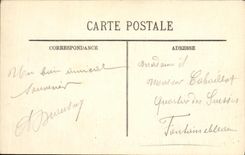 POSTAL de la VENDIMIA junto de la buena ayuda y del monumento del arco de Jeanne D