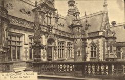 CPA La Benedictine Fecamp Facade du Musee