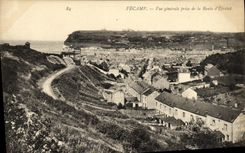 CPA Fecamp Vue generale prise de la Route d Etretat