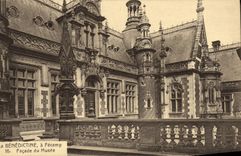 CPA La Benedictine a Fecamp Facade du Musee
