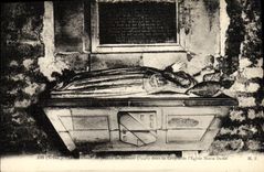 CPA Eu Le tombeau de Jeanne de Saveuse dans la crypte de l eglise Notre Dame