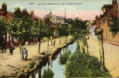CPA Eu La rue pittoresque de la Teinturerie 