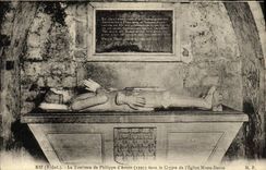 CPA Eu Le Tombeau de Philippe d Artois dans la crypte de l eglise Notre Dame