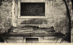 CPA Eu Le Tombeau d Helene de Melun dans la crypte de l eglise Notre Dame