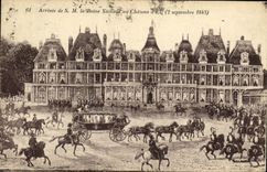 CPA Arrivee de S M la Reine Victoria au Chateau d Eu 