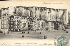 VINTAGE POSTCARD Treport Villas of the Beach