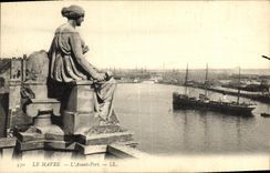 CPA Le Havre L Avant Port Bateau