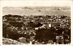CPA Marseille Quartier d Endoume Les lles du Frioul et le Chateau d If