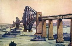 VINTAGE POSTCARD Boat War Visions of War the Bridge of Forth and bases naval English