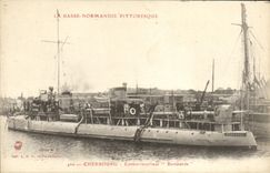 VINTAGE POSTCARD Boat Cherbourg War Against Bombarde destroyers