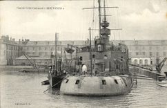 VINTAGE POSTCARD Bateau War Keeps Dimension Armours Bouvines