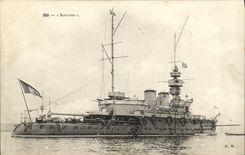 VINTAGE POSTCARD Boat Bouvines War