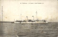VINTAGE POSTCARD Boat Cherbourg War Cassini Aviso Destroyer