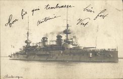 VINTAGE POSTCARD Boat War Charlemagne
