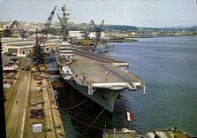 MODERN CARD Boat War Brittany the Gate Clemenceau Planes