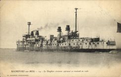 VINTAGE POSTCARD Bateau Rochefort War On Mer Dupleix Croiseur Armours going in roads