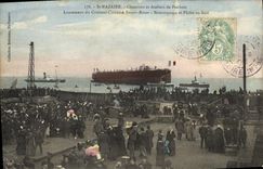 VINTAGE POSTCARD Boat War St Nazaire Building sites and Ateliers of Penhoet Lancement of the cruiser armours Ernest Renan Remorquage and