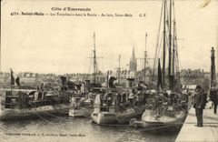 VINTAGE POSTCARD Boat War Malo Saint Destroyers in the Basin