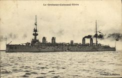 VINTAGE POSTCARD Bateau War Glory Cruiser Armours