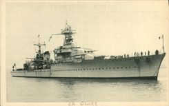 VINTAGE POSTCARD Boat War Glory