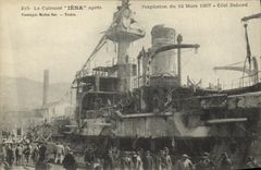 VINTAGE POSTCARD Boat War the Iena Armor After L explosion