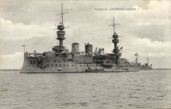 VINTAGE POSTCARD Bateau War Armours Jaureguiberry