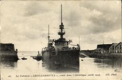 VINTAGE POSTCARD Bateau armours It Leon Gambetta runs in L Adriatique April 1915