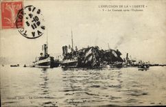 VINTAGE POSTCARD Bateau Explosion of Freedom Armours after L explosion