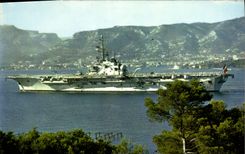 MODERN CARD Bateau Toulon Entree majestic of Foch in roads of Toulon Carries planes