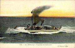 VINTAGE POSTCARD Boat Flibustier Destroyer of open sea