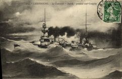 VINTAGE POSTCARD Bateau War armours It Patrie during a storm