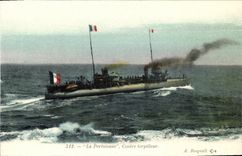 VINTAGE POSTCARD Boat War Pertuisane Against destroyer