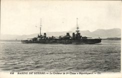 VINTAGE POSTCARD Boat War Republic Cruiser of 1st class