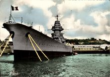 MODERN CARD Boat War Richelieu with damping in roads