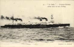 VINTAGE POSTCARD Bateau War Sully Croiseur armor fails in the bay D Along