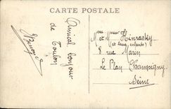 VINTAGE POSTCARD Boat War Against destroyer Tiger