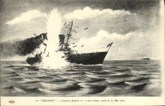 VINTAGE POSTCARD Bateau War English Triumph runs on May 25th  1915