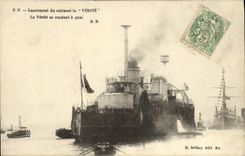 VINTAGE POSTCARD Bateau War going launching of the Verite armor the truth has quay