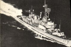 VINTAGE POSTCARD WORN Boat War Vesole DD 878