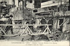 VINTAGE POSTCARD Bateau War Catastrophe of Iena Mr Thomson going Ministre for the Navy has edge of Iena