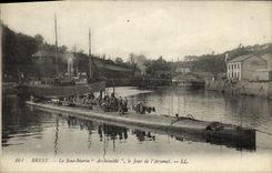 VINTAGE POSTCARD Boat War submarine Archimedes the day of L arsenal