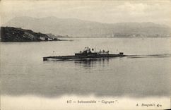 VINTAGE POSTCARD Boat War Submarine Stork Submarine