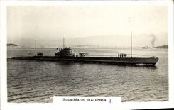 VINTAGE POSTCARD Boat War Submarine Dolphin