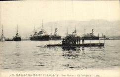 VINTAGE POSTCARD Boat War Submarine Of Gironde