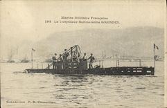 VINTAGE POSTCARD Boat War the Sinkable destroyer Gurnard