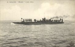 VINTAGE POSTCARD Bateau War Messidor Submarine has any speed