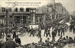 VINTAGE POSTCARD Bateau War Catastrophe of Pluviose the 27 mountings frame between 2 files of sailors