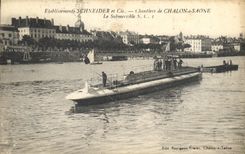 VINTAGE POSTCARD Boat War Establishments Schneider Co Building sites of Trawl net on the Saone submarine SC1 Submarine